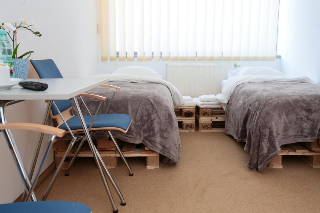 Apartamenty Expo Nadarzyn 3Rooms Kajetany Eksteriør billede