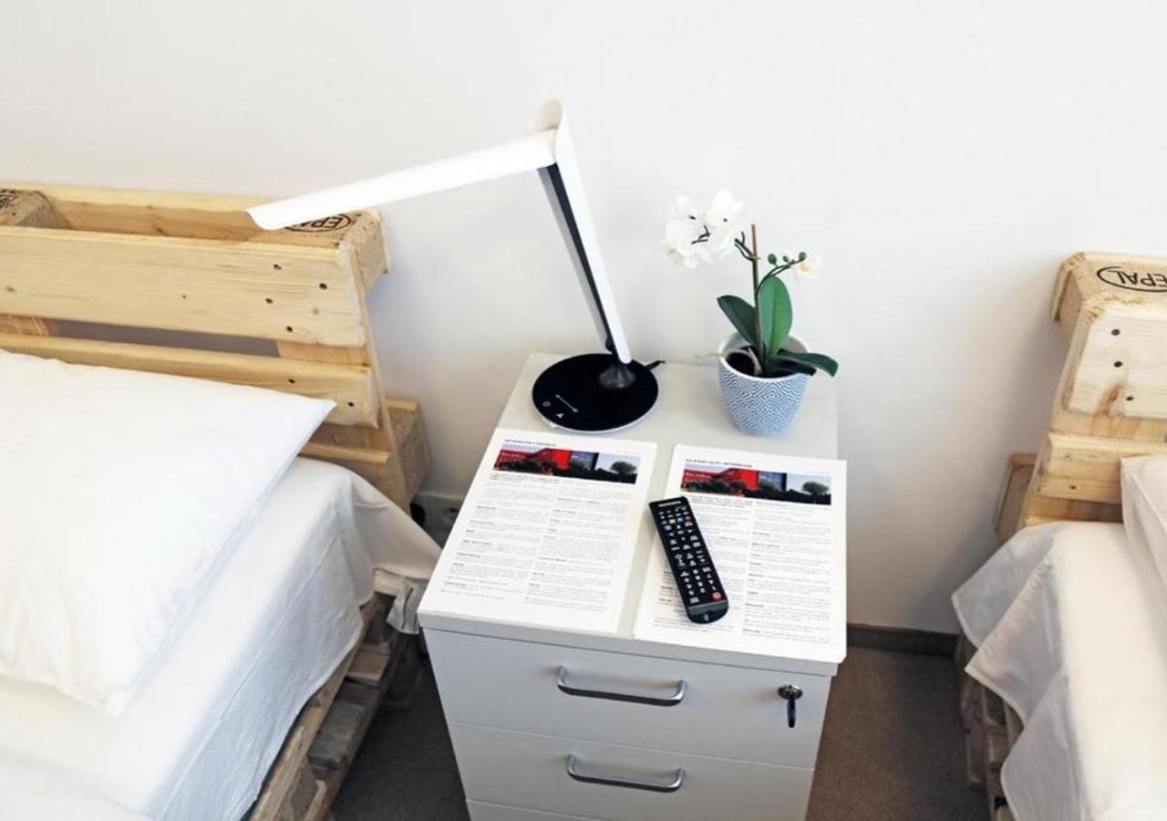 Apartamenty Expo Nadarzyn 3Rooms Kajetany Eksteriør billede